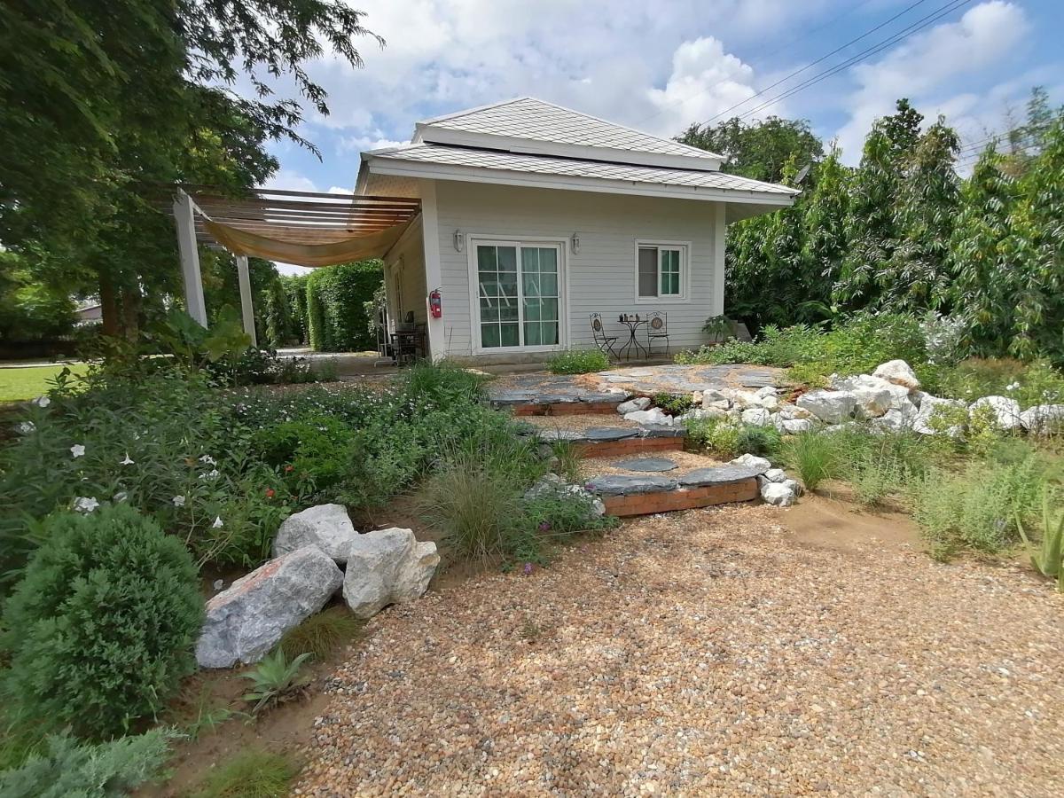 Baan2Rai Otel Kanchanaburi Dış mekan fotoğraf