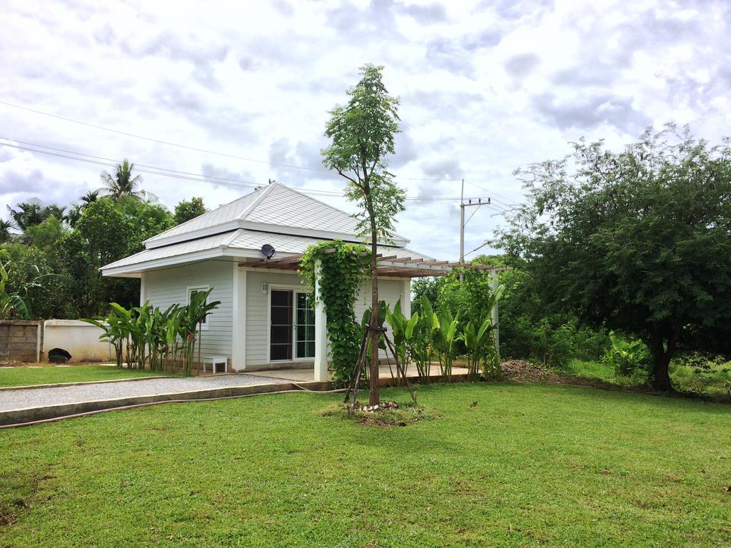 Baan2Rai Otel Kanchanaburi Dış mekan fotoğraf