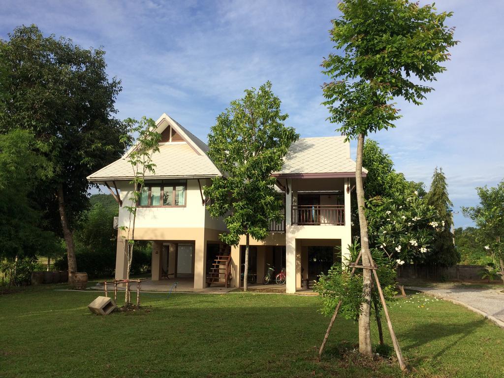 Baan2Rai Otel Kanchanaburi Dış mekan fotoğraf