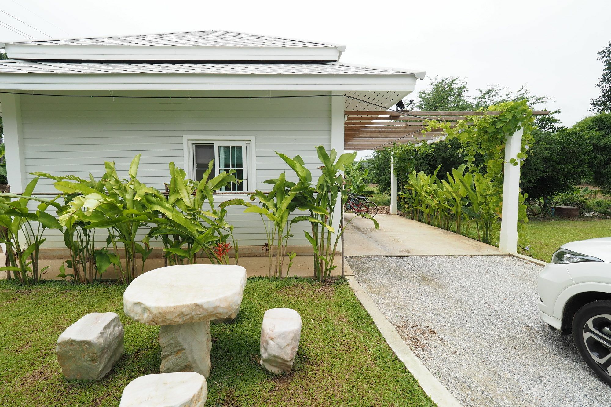 Baan2Rai Otel Kanchanaburi Dış mekan fotoğraf