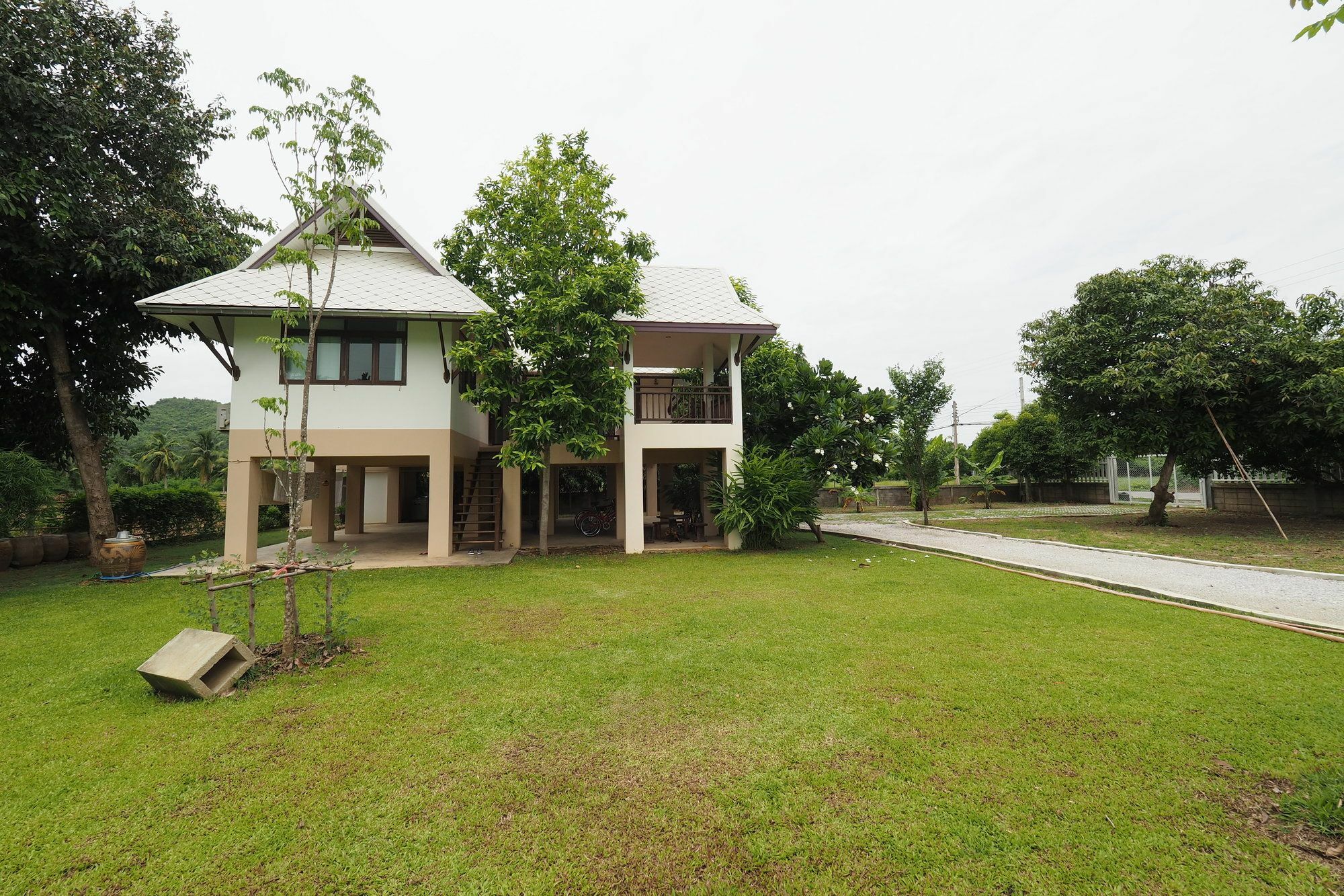 Baan2Rai Otel Kanchanaburi Dış mekan fotoğraf